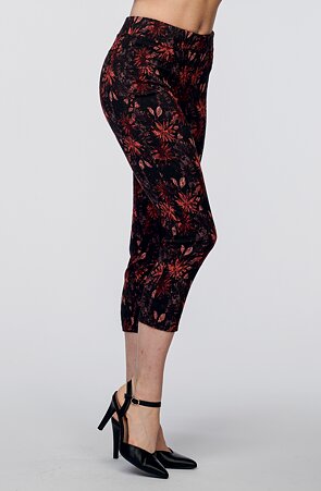 Elegantní červenočerné dámské 3/4 kalhoty bez kapes 873