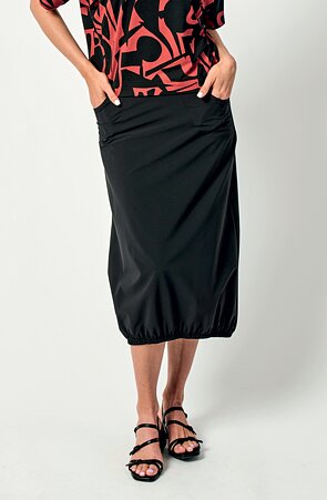 Letní delší černá dámská sukně s kapsami 161 sil