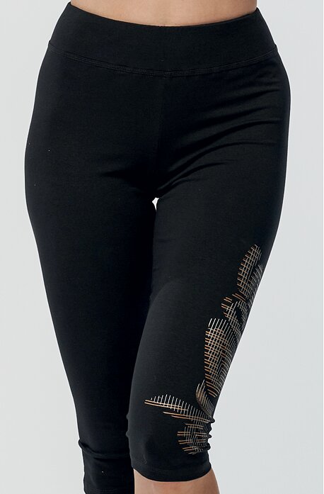 Bavlněné sportovní černé dámské 3/4 kalhoty s potiskem 273