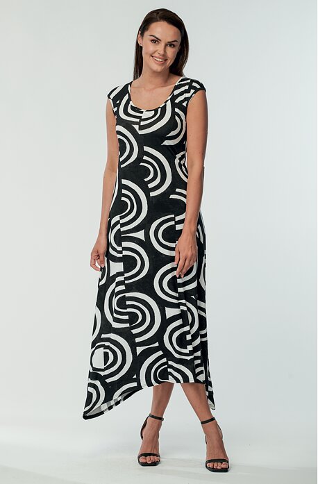 Delší volnější černobílé dámské šaty se spadenými ramínky 7118