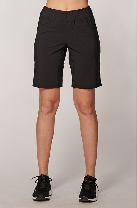 Funktionelle schwarze Damenshorts mit Taschen 213