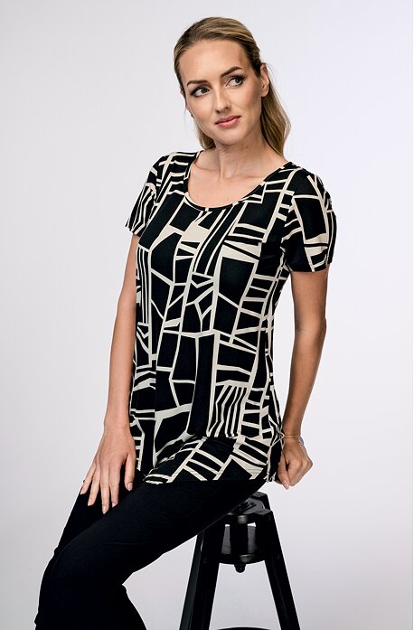 Delší áčková černo béžová dámská halenka 7841