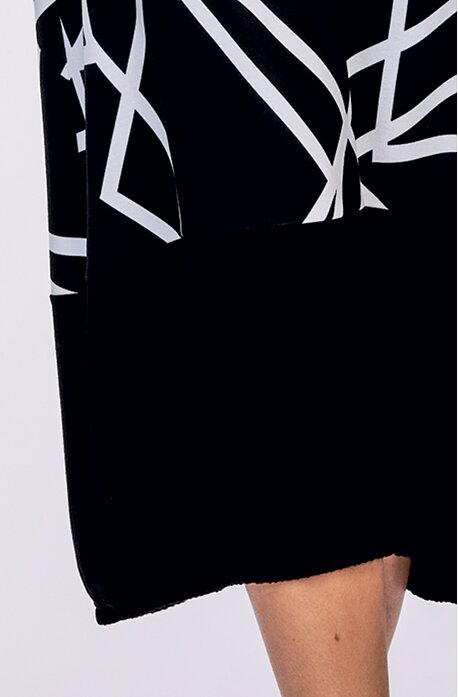 Delší černobílá dámská sukně s délkou do gumy 145