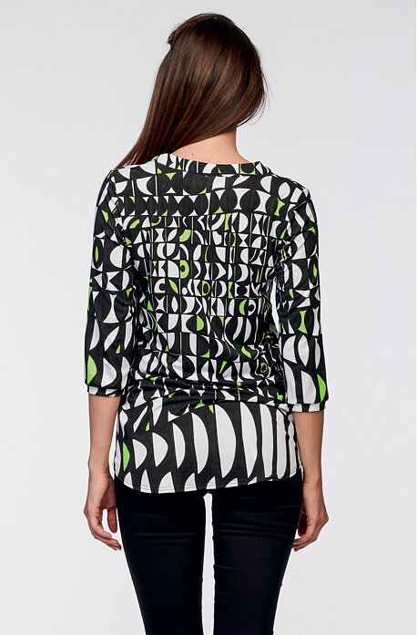 Delší černobílá dámská halenka s légou a 3/4 rukávy 7786