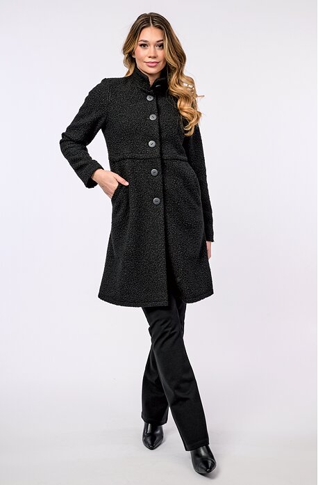 Černý dámský kabát  z buklé se stojatým límcem 7665