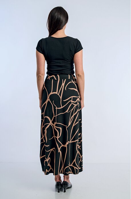 Dlouhá černo hnědá dámská sukně s rozparkem 154